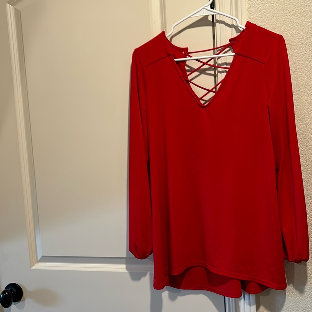 Red laced back cuffed long sleeve
